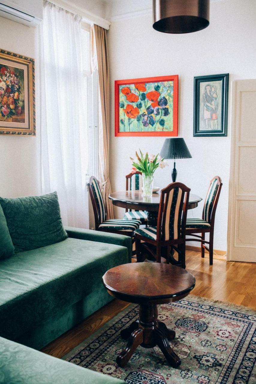 Crown Apartment With Garden View 베오그라드 외부 사진